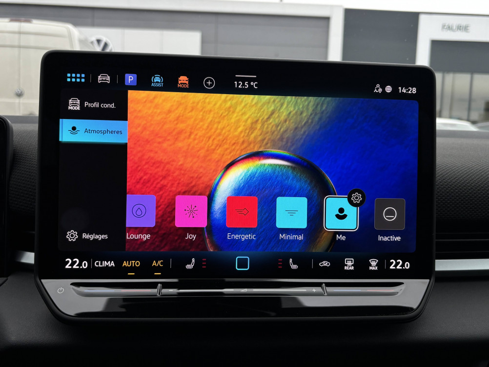 Acheter Volkswagen T-Roc T-Roc 1.5 eTSI EVO2 Hybrid 150 ch DSG7 R-Line 5p neuf dans les concessions du Groupe Faurie