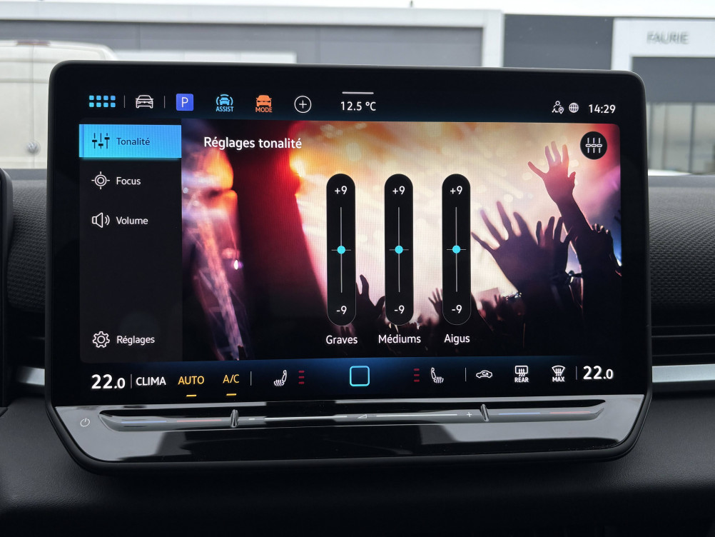 Acheter Volkswagen T-Roc T-Roc 1.5 eTSI EVO2 Hybrid 150 ch DSG7 R-Line 5p neuf dans les concessions du Groupe Faurie