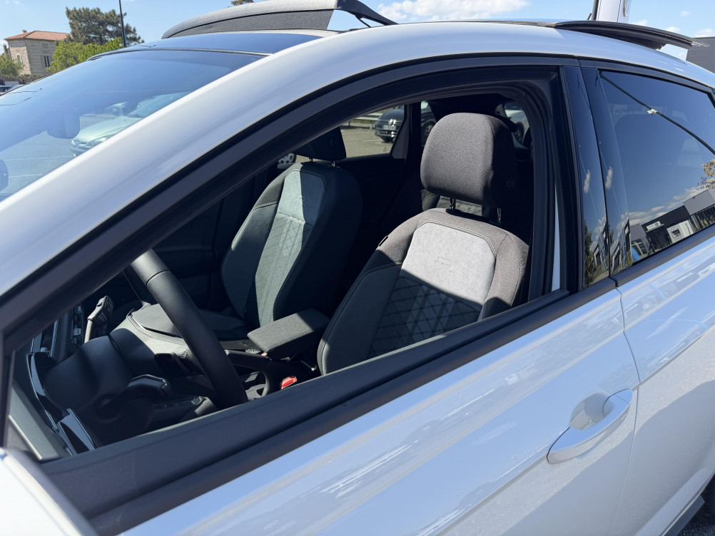 Acheter Volkswagen Polo Polo 1.0 TSI 116 S&S DSG7 R-Line Edition 5p neuf dans les concessions du Groupe Faurie