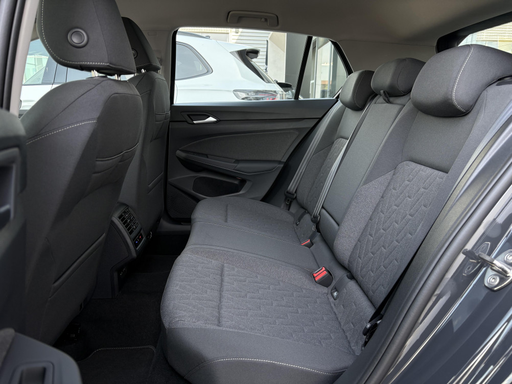 Acheter Volkswagen Golf Golf 1.5 eTSI EVO2 116 DSG7 Life Plus 5p neuf dans les concessions du Groupe Faurie
