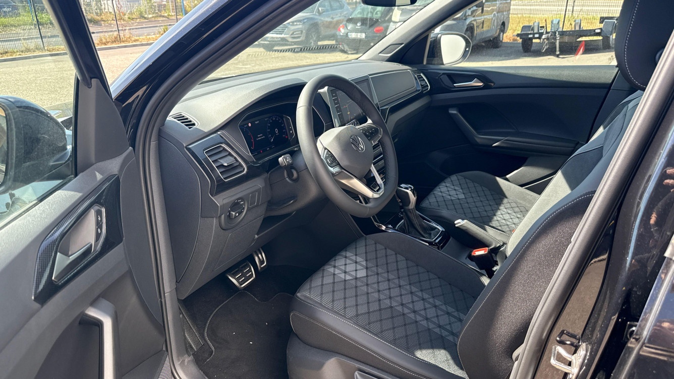 Acheter Volkswagen T-Cross T-Cross 1.5 TSI 150 Start/Stop DSG7 R-Line Edition 5p neuf dans les concessions du Groupe Faurie