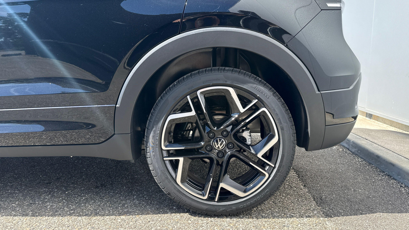 Acheter Volkswagen T-Cross T-Cross 1.5 TSI 150 Start/Stop DSG7 R-Line Edition 5p neuf dans les concessions du Groupe Faurie