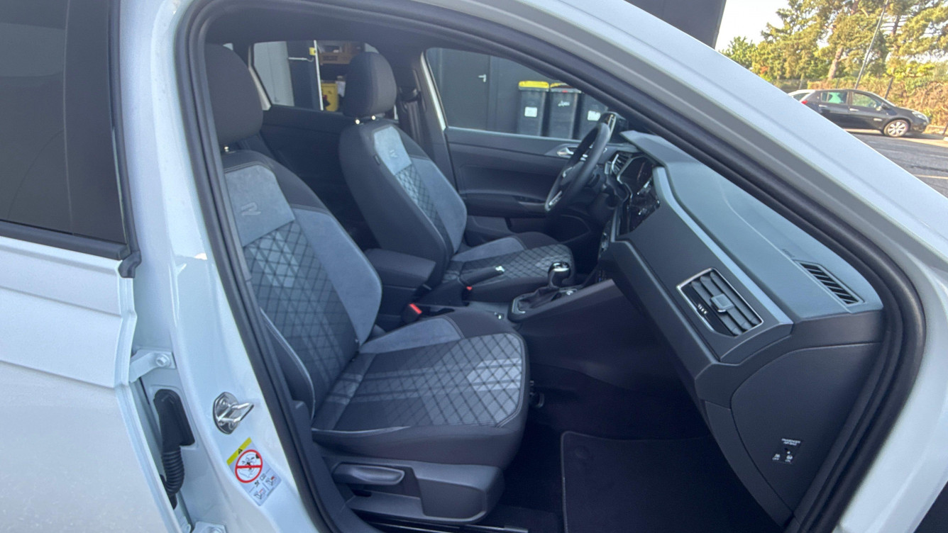 Acheter Volkswagen Taigo Taigo 1.0 TSI 116 DSG7 R-Line Edition 5p neuf dans les concessions du Groupe Faurie