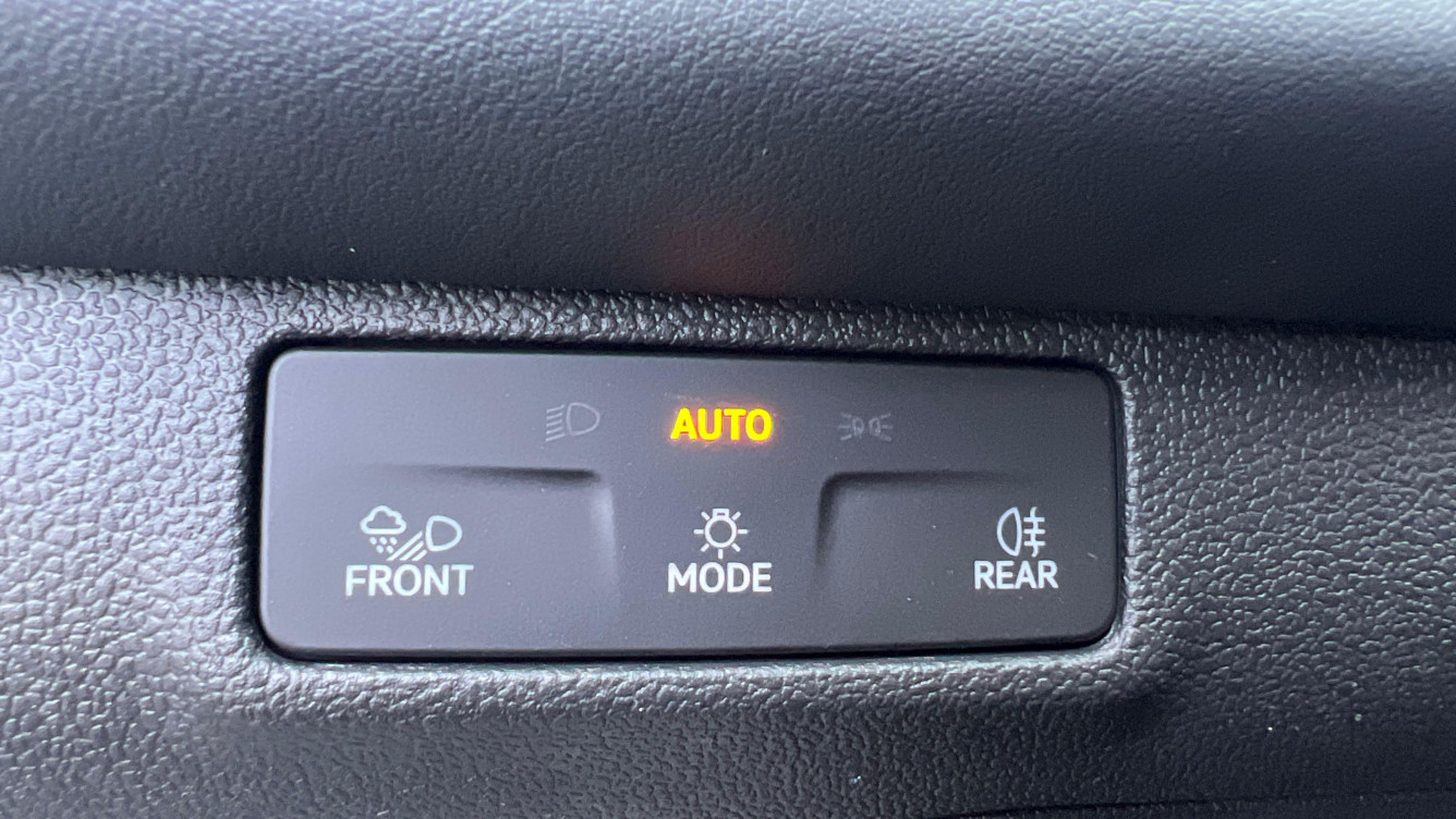 Acheter Volkswagen T-Roc T-Roc 1.5 eTSI EVO2 Hybrid 116 ch DSG7 Style 5p neuf dans les concessions du Groupe Faurie