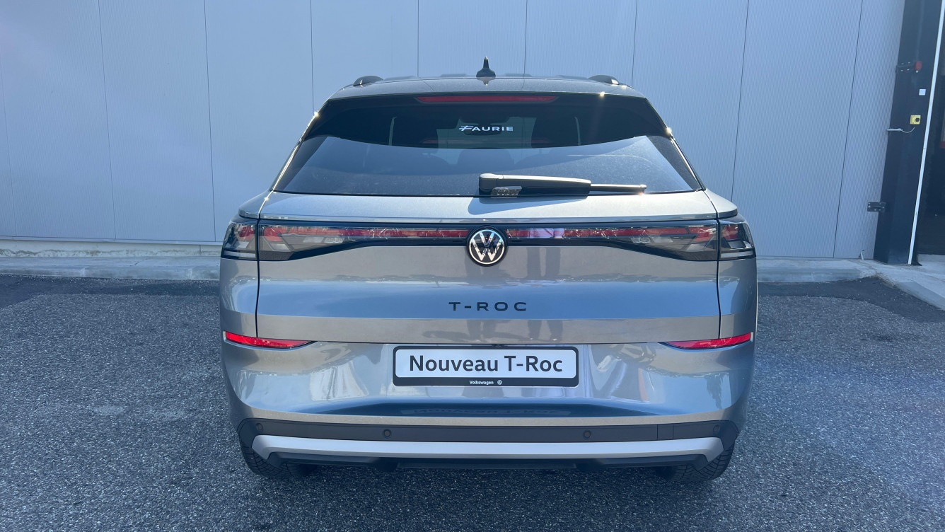 Acheter Volkswagen T-Roc T-Roc 1.5 eTSI EVO2 Hybrid 116 ch DSG7 Style 5p neuf dans les concessions du Groupe Faurie