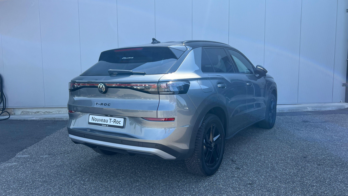 Acheter Volkswagen T-Roc T-Roc 1.5 eTSI EVO2 Hybrid 116 ch DSG7 Style 5p neuf dans les concessions du Groupe Faurie