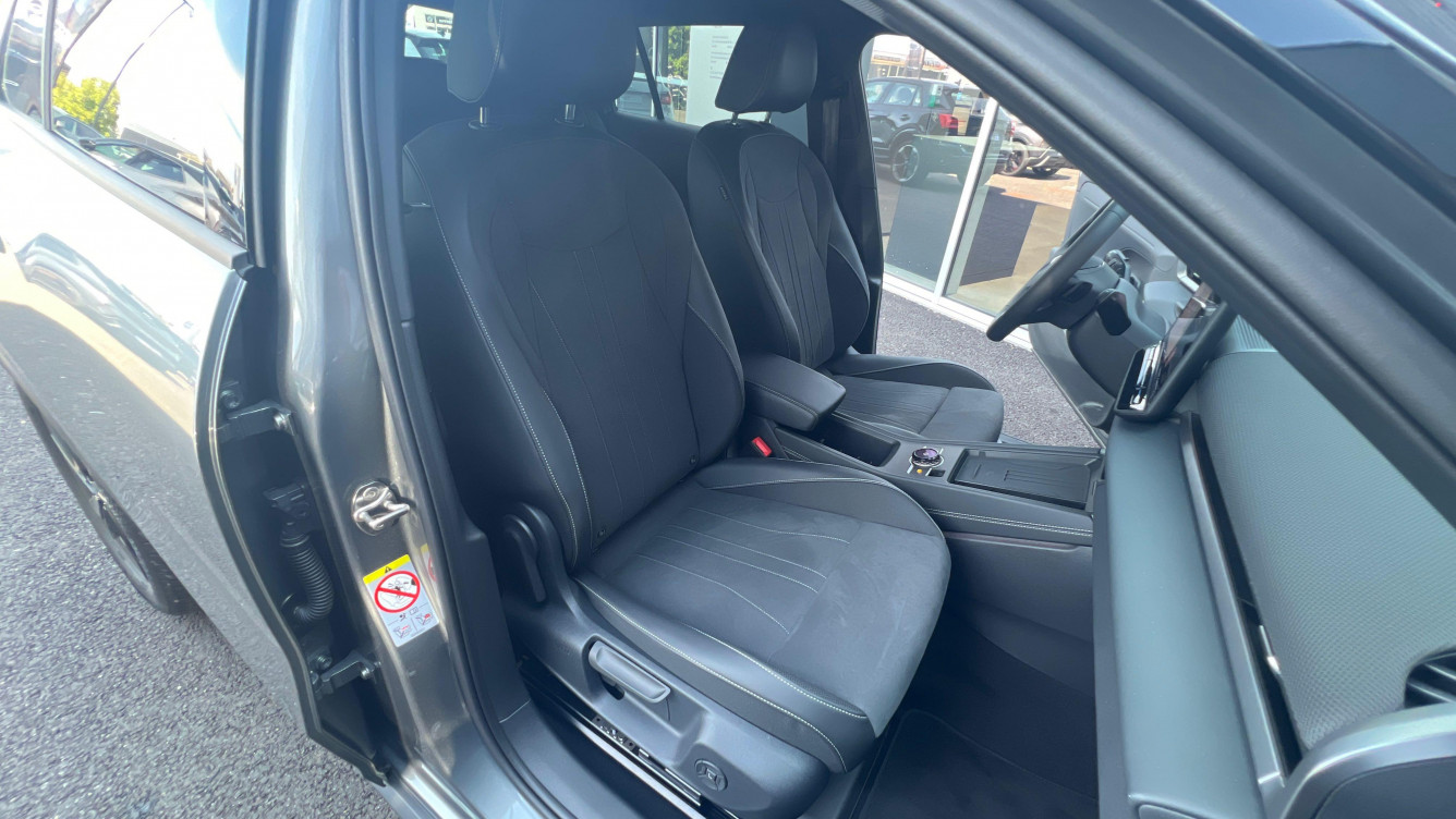 Acheter Volkswagen T-Roc T-Roc 1.5 eTSI EVO2 Hybrid 116 ch DSG7 Style 5p neuf dans les concessions du Groupe Faurie