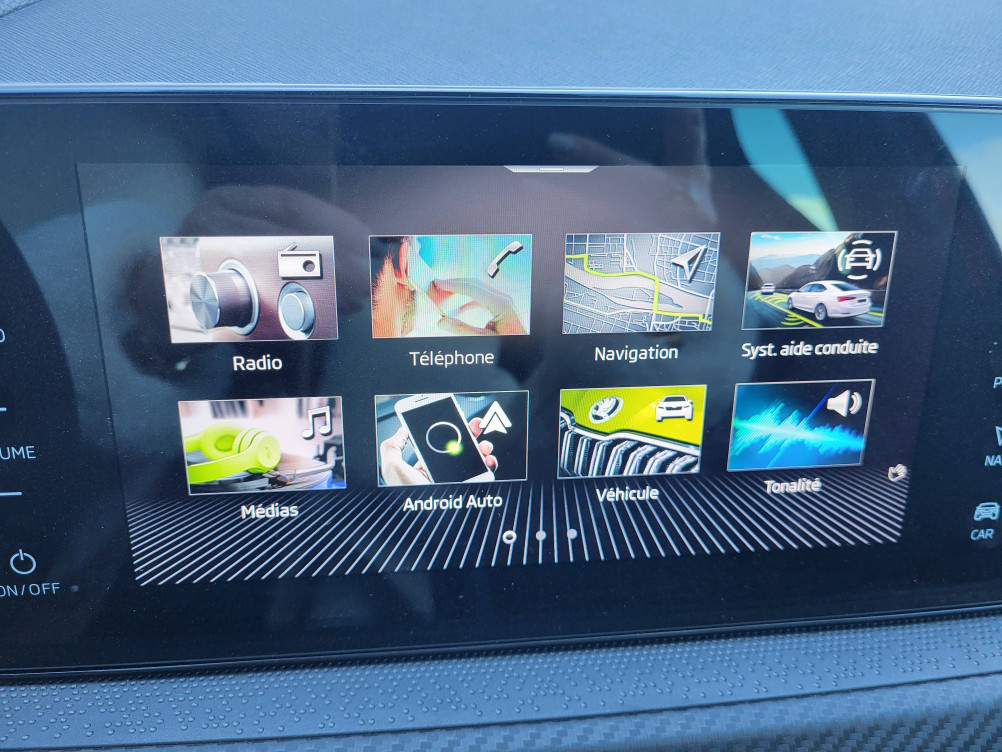 Acheter Skoda Kamiq Kamiq 1.5 TSI Evo 2 150 ch DSG7 ACT Monte Carlo 5p neuf dans les concessions du Groupe Faurie