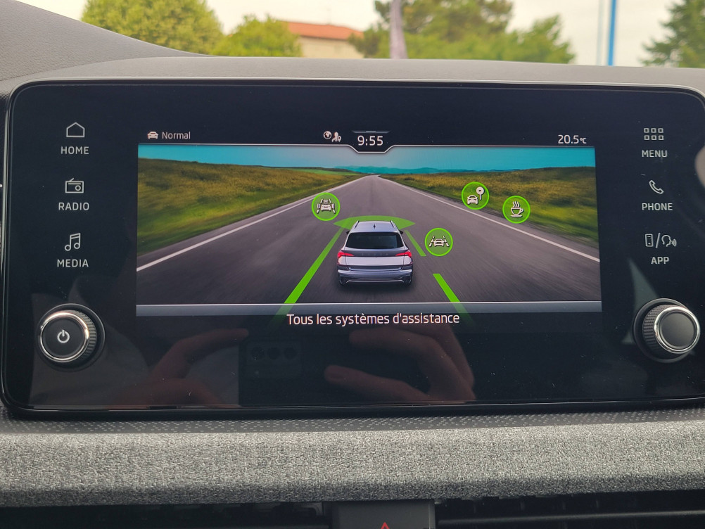 Acheter Skoda Kamiq Kamiq 1.0 TSI Evo 2 116 ch DSG7 Clever Edition 5p neuf dans les concessions du Groupe Faurie