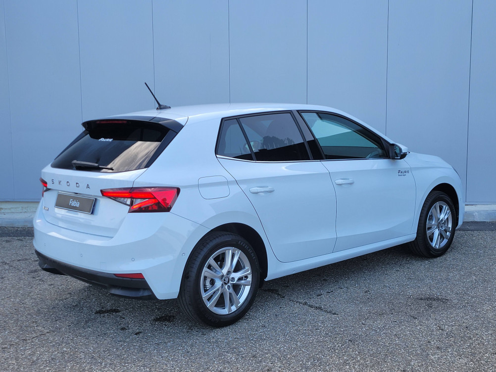 Acheter Skoda Fabia Fabia 1.0 TSI 95 ch EVO 2 BVM5 Selection 5p neuf dans les concessions du Groupe Faurie