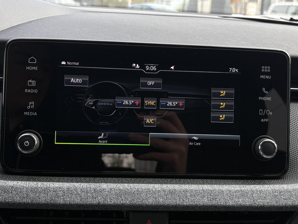 Acheter Skoda Kamiq Kamiq 1.0 TSI Evo 2 95 ch BVM5 Selection 5p neuf dans les concessions du Groupe Faurie