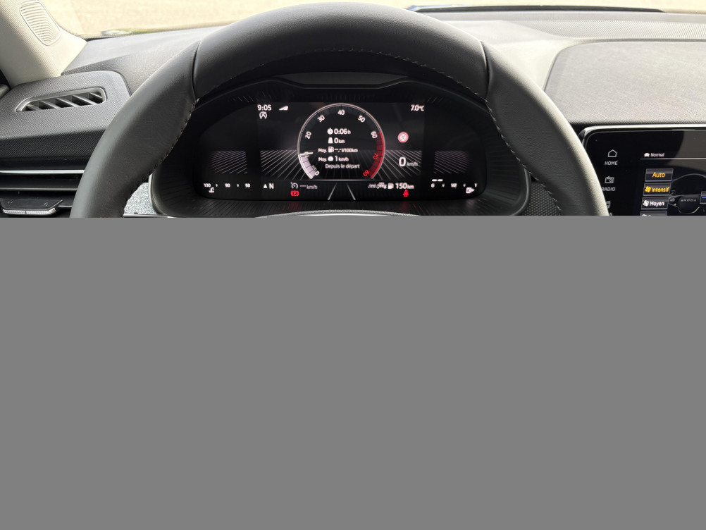 Acheter Skoda Kamiq Kamiq 1.0 TSI Evo 2 95 ch BVM5 Selection 5p neuf dans les concessions du Groupe Faurie