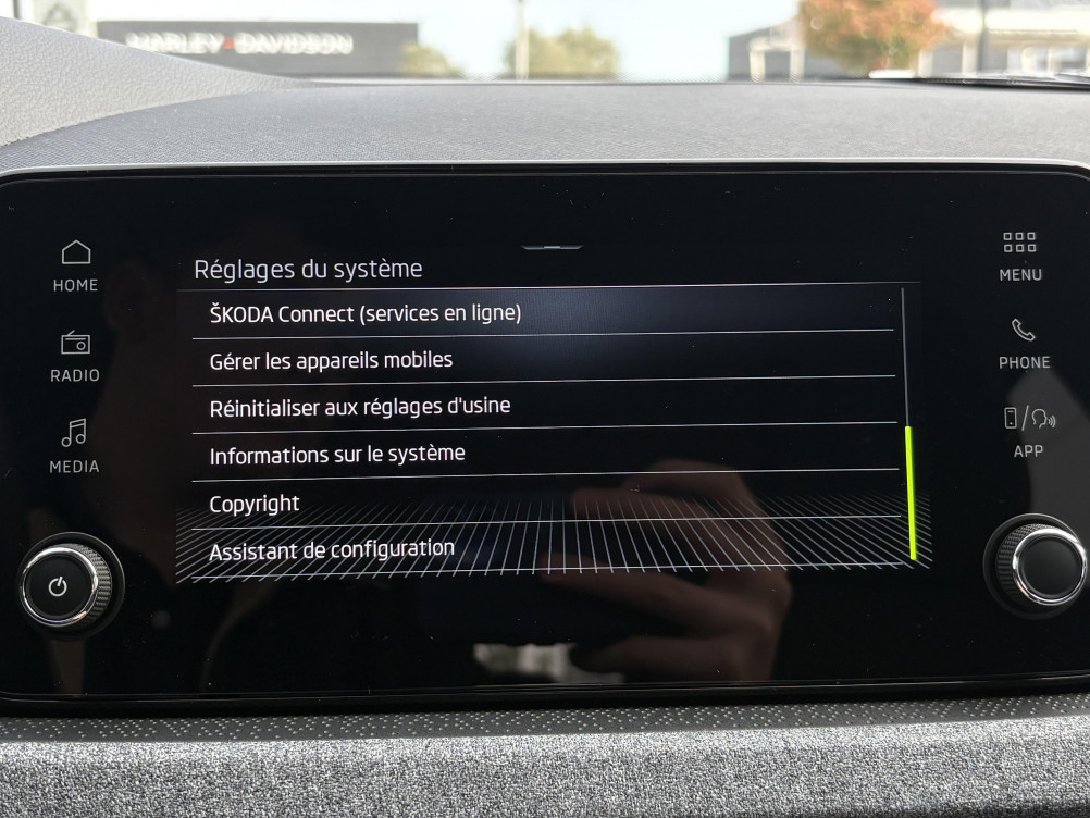 Acheter Skoda Kamiq Kamiq 1.0 TSI Evo 2 95 ch BVM5 Selection 5p neuf dans les concessions du Groupe Faurie