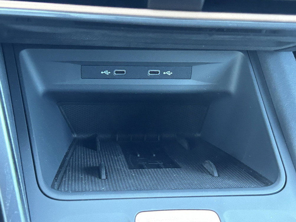 Acheter Cupra Formentor Formentor eHybrid 204 ch DSG6 Midnight Edition 5p neuf dans les concessions du Groupe Faurie