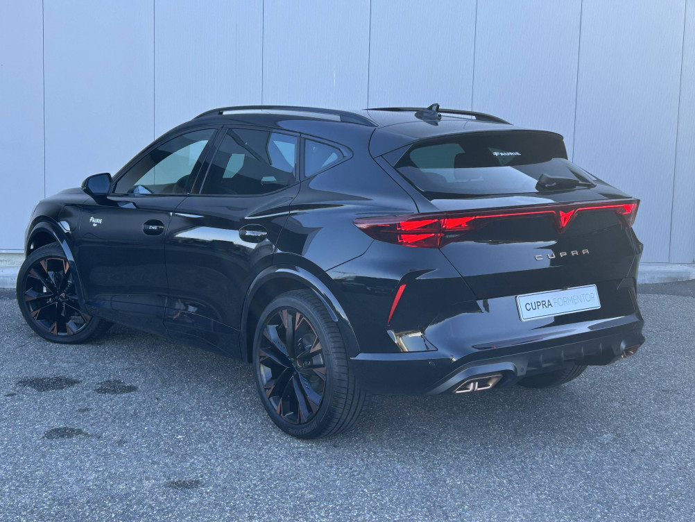 Acheter Cupra Formentor Formentor eHybrid 204 ch DSG6 Midnight Edition 5p neuf dans les concessions du Groupe Faurie