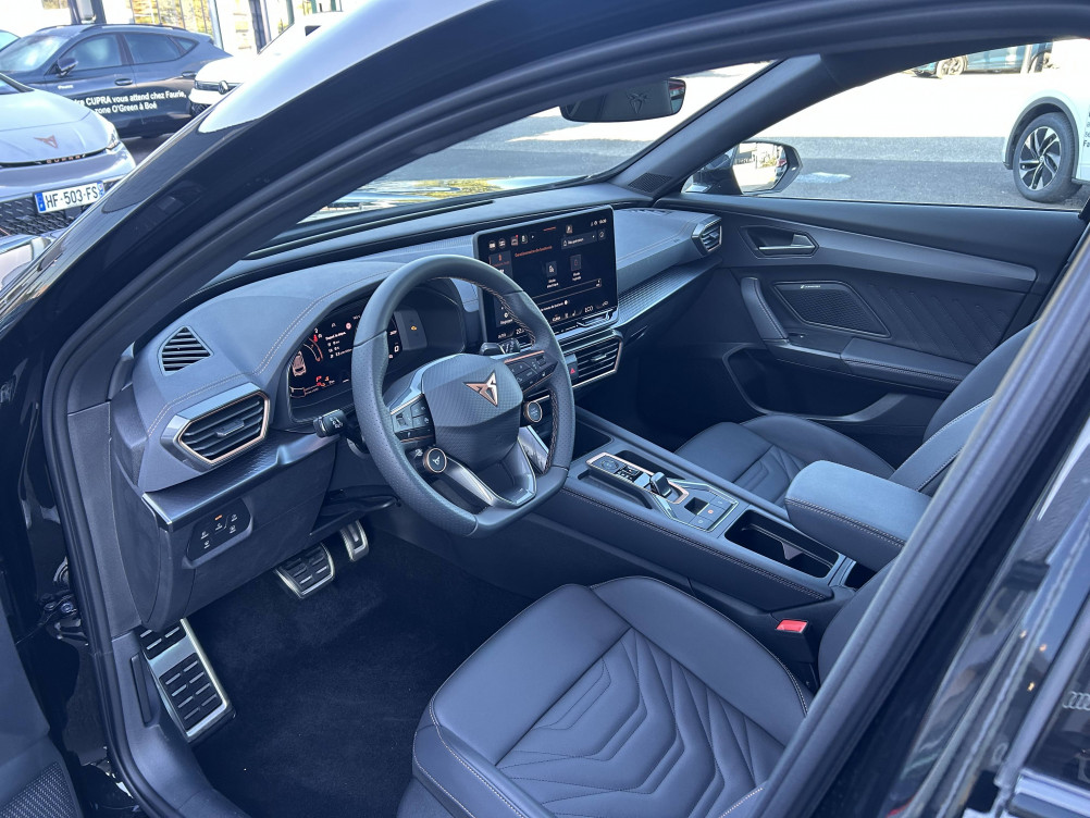 Acheter Cupra Formentor Formentor eHybrid 204 ch DSG6 Midnight Edition 5p neuf dans les concessions du Groupe Faurie