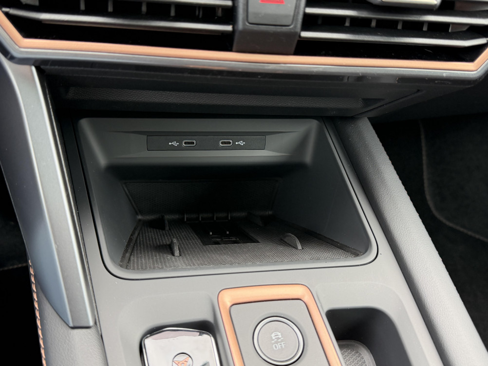 Acheter Cupra Formentor Formentor 1.5 eTSI Hybrid 150 ch DSG7 V 5p neuf dans les concessions du Groupe Faurie