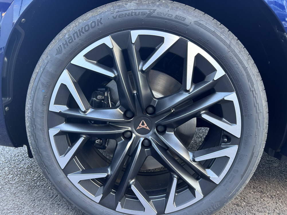 Acheter Cupra Terramar Terramar 1.5 eHybrid 272 ch DSG6 VZ 5p neuf dans les concessions du Groupe Faurie