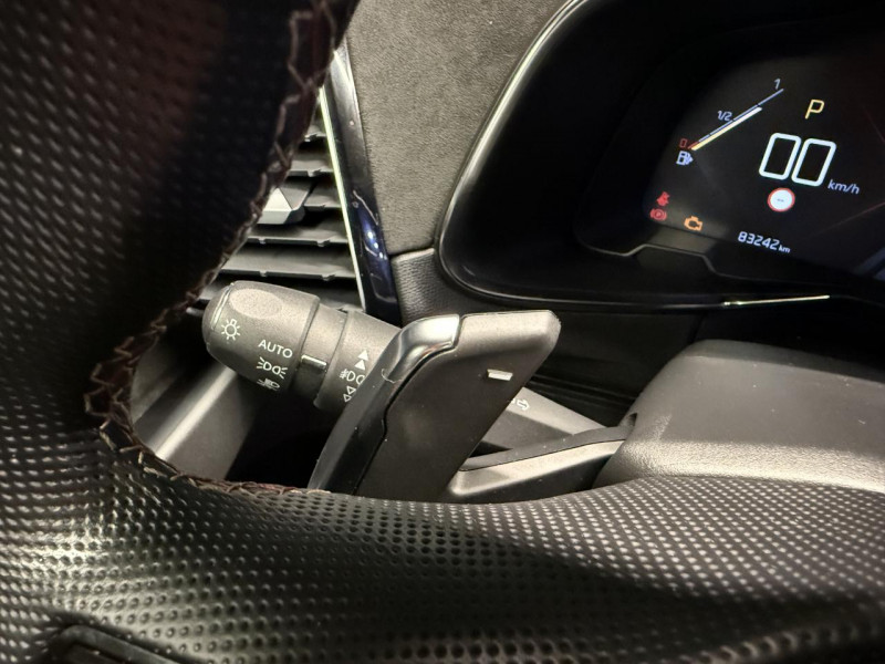 Photo 16 de l'offre de DS DS 7 CROSSBACK  1.6 180 EAT8 Performance Line à 21990€ chez MKP Distribution