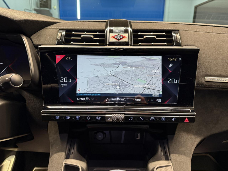 Photo 12 de l'offre de DS DS 7 CROSSBACK  1.6 180 EAT8 Performance Line à 21990€ chez MKP Distribution