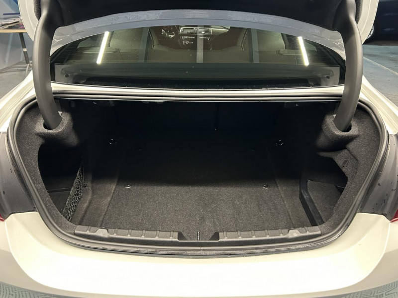 Photo 9 de l'offre de BMW M4  Pack Compétition 3.0 450 F82 DKG7 à 56990€ chez MKP Distribution