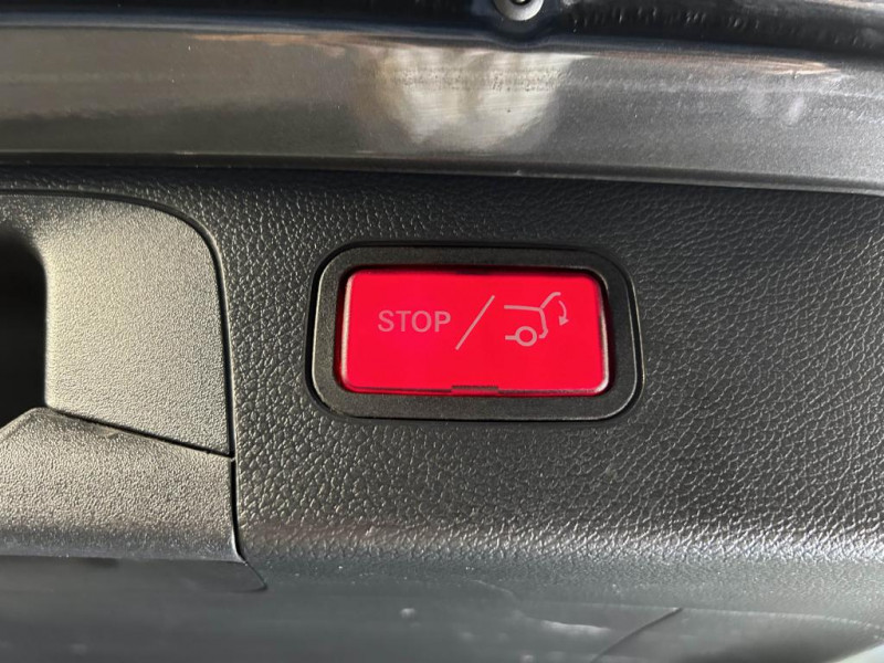 Photo 10 de l'offre de MERCEDES-BENZ GLC 2.0 300 de 306 4Matic AMG Line BVA à 35990€ chez MKP Distribution