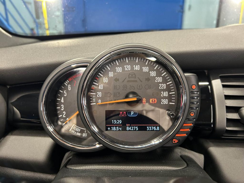 Photo 18 de l'offre de MINI CABRIOLET F57 Cabriolet Cooper S 2.0 192 Finition Red Hot Chili BVA à 19990€ chez MKP Distribution