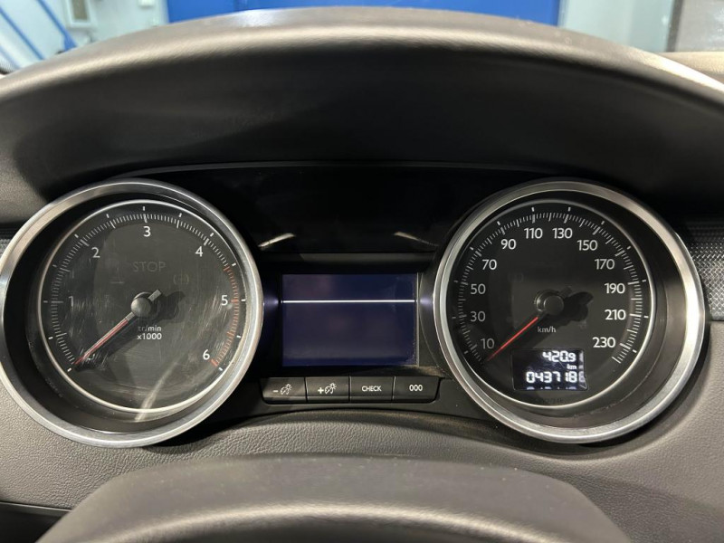 Photo 12 de l'offre de PEUGEOT 508  1.6 BlueHDi 116   Active BVM à 12990€ chez MKP Distribution