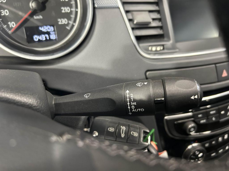 Photo 17 de l'offre de PEUGEOT 508  1.6 BlueHDi 116   Active BVM à 12990€ chez MKP Distribution