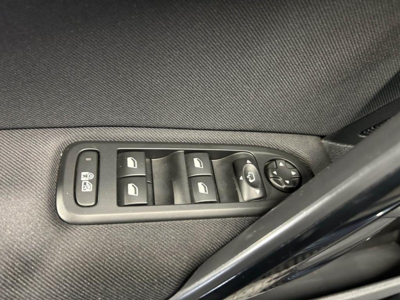 Photo 27 de l'offre de PEUGEOT 508  1.6 BlueHDi 116   Active BVM à 12990€ chez MKP Distribution