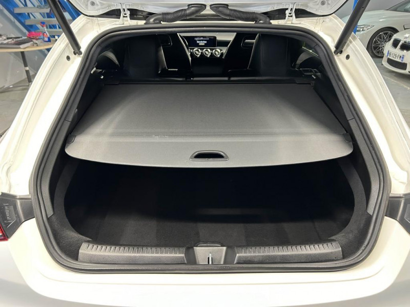 Photo 10 de l'offre de MERCEDES-BENZ CLASSE CLA SHOOTING BRAKE 1.3  200 163 AMG Line 7G-DCT à 27990€ chez MKP Distribution