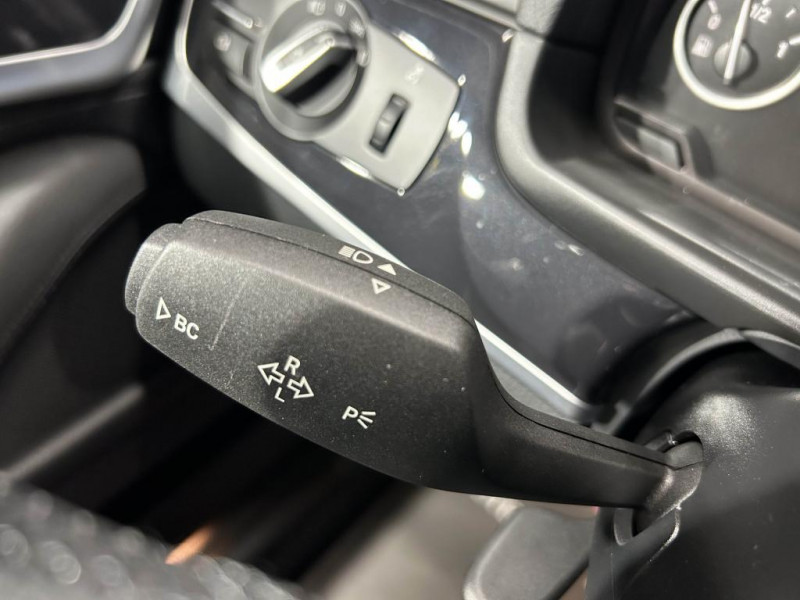 Photo 16 de l'offre de BMW SERIE 5  520ia 2.0 184 LCI Lounge Plus à 19990€ chez MKP Distribution