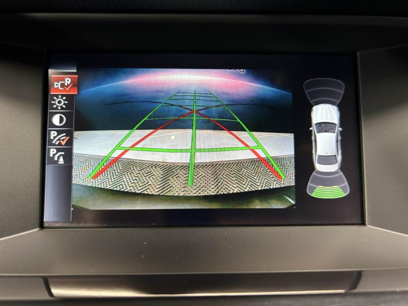 Photo 12 de l'offre de BMW SERIE 5  520ia 2.0 184 LCI Lounge Plus à 19990€ chez MKP Distribution