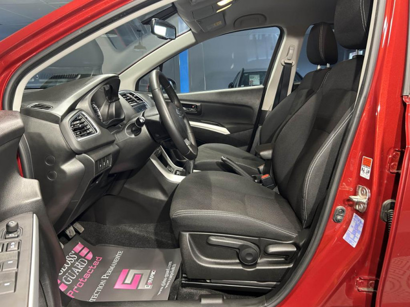 Photo 24 de l'offre de SUZUKI SX4 S-CROSS Phase 2 1.0 Boosterjet 111 Privilège Allgrip 4x4 BVM à 13490€ chez MKP Distribution