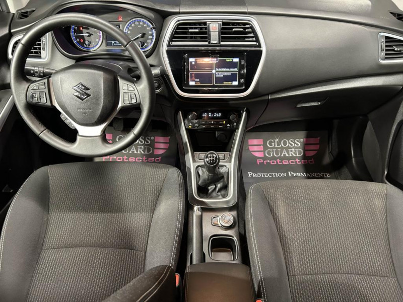 Photo 10 de l'offre de SUZUKI SX4 S-CROSS Phase 2 1.0 Boosterjet 111 Privilège Allgrip 4x4 BVM à 13490€ chez MKP Distribution