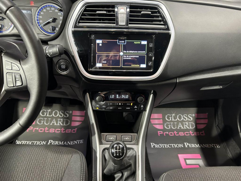 Photo 13 de l'offre de SUZUKI SX4 S-CROSS Phase 2 1.0 Boosterjet 111 Privilège Allgrip 4x4 BVM à 13490€ chez MKP Distribution