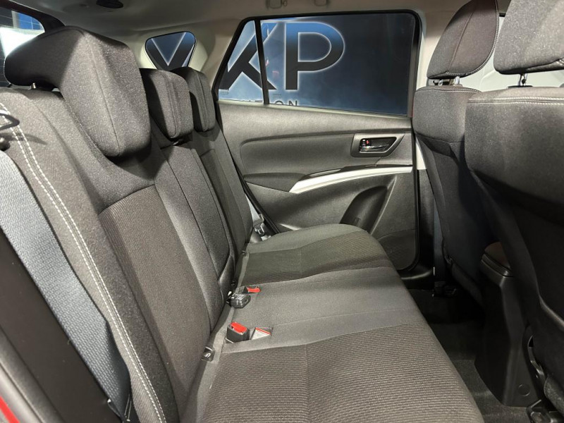 Photo 34 de l'offre de SUZUKI SX4 S-CROSS Phase 2 1.0 Boosterjet 111 Privilège Allgrip 4x4 BVM à 13490€ chez MKP Distribution