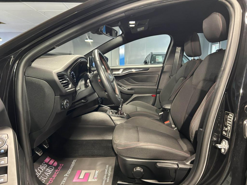 Photo 29 de l'offre de FORD FOCUS 1.0 EcoBoost 125 mHEV ST Line BVM à 16990€ chez MKP Distribution