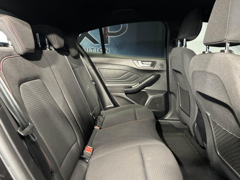 Photo 39 de l'offre de FORD FOCUS 1.0 EcoBoost 125 mHEV ST Line BVM à 16990€ chez MKP Distribution