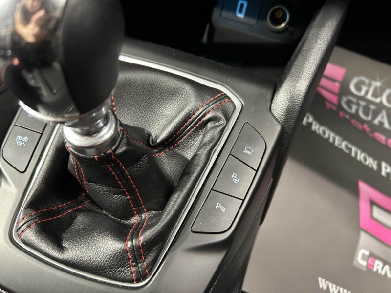 Photo 26 de l'offre de FORD FOCUS 1.0 EcoBoost 125 mHEV ST Line BVM à 16990€ chez MKP Distribution