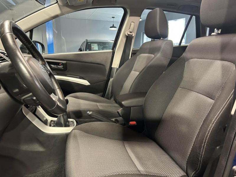Photo 26 de l'offre de SUZUKI SX4 S-CROSS 1.6 120 PRIVILEGE BVM  à 10990€ chez MKP Distribution