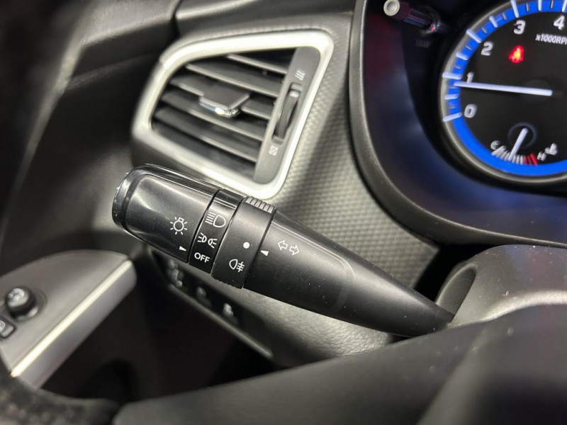 Photo 16 de l'offre de SUZUKI SX4 S-CROSS 1.6 120 PRIVILEGE BVM  à 10990€ chez MKP Distribution