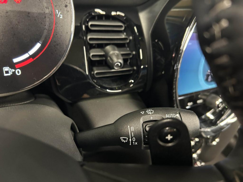 Photo 25 de l'offre de MINI Cabrio 2.0  231 Finition JCW Ultimate BVA à 31990€ chez MKP Distribution