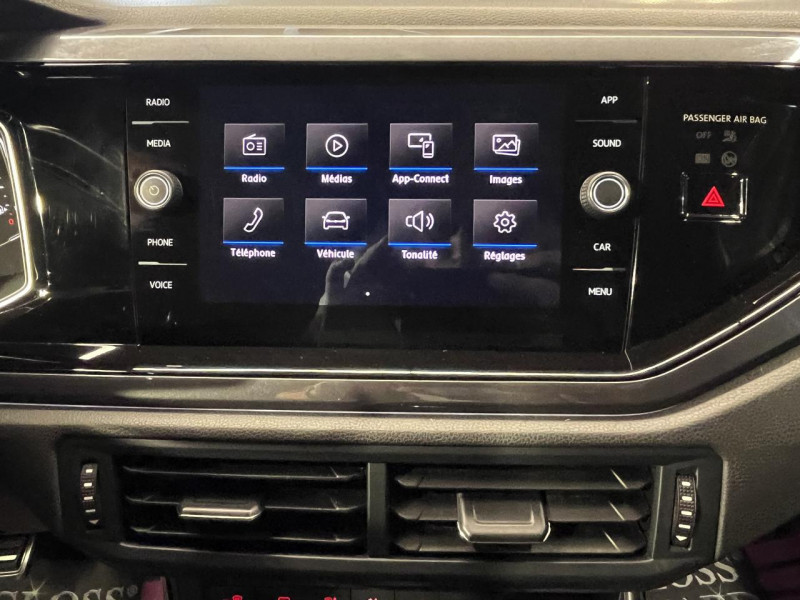 Photo 20 de l'offre de VOLKSWAGEN POLO 1.6 TDI 95 R-Line BVM  à 17490€ chez MKP Distribution