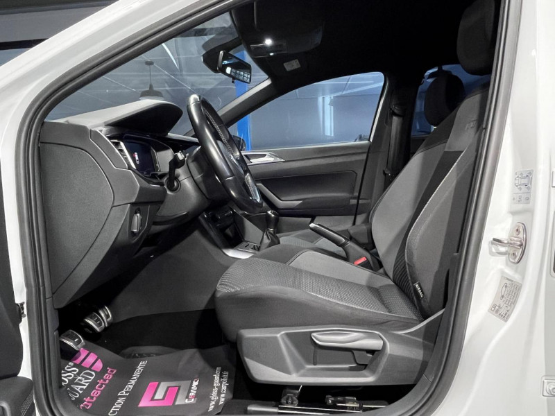 Photo 23 de l'offre de VOLKSWAGEN POLO 1.6 TDI 95 R-Line BVM  à 17490€ chez MKP Distribution