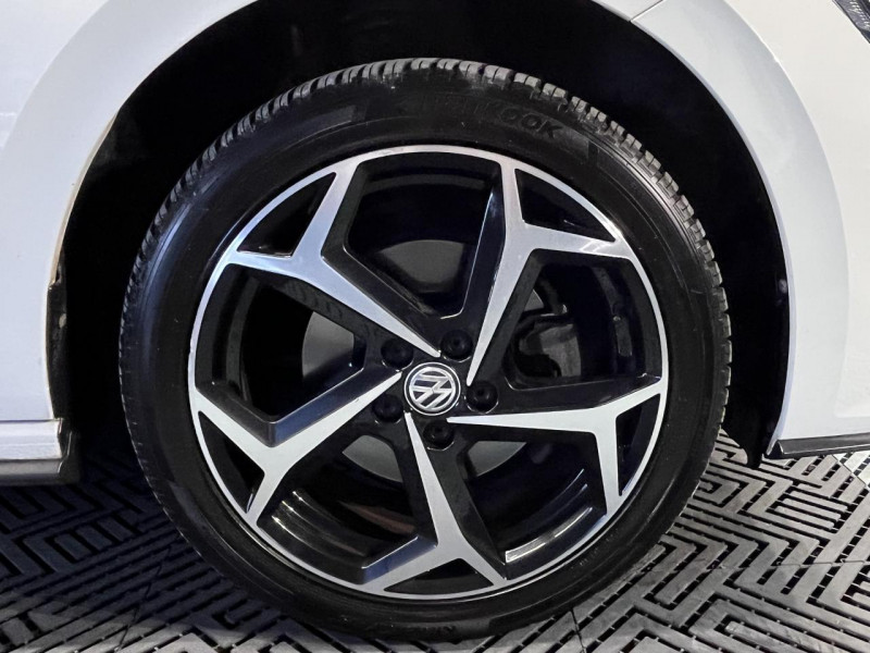 Photo 49 de l'offre de VOLKSWAGEN POLO 1.6 TDI 95 R-Line BVM  à 17490€ chez MKP Distribution