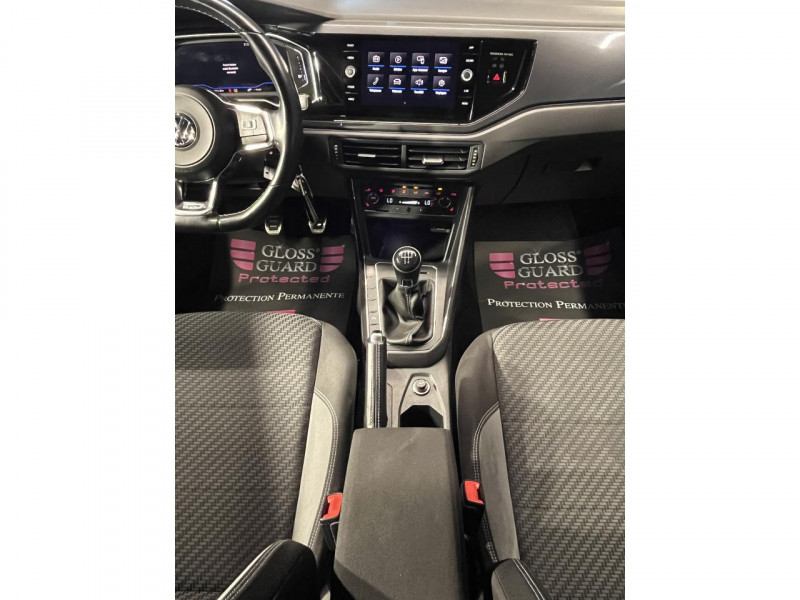 Photo 18 de l'offre de VOLKSWAGEN POLO 1.6 TDI 95 R-Line BVM  à 17490€ chez MKP Distribution