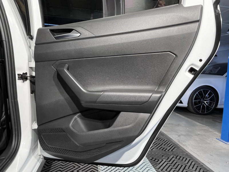 Photo 35 de l'offre de VOLKSWAGEN POLO 1.6 TDI 95 R-Line BVM  à 17490€ chez MKP Distribution