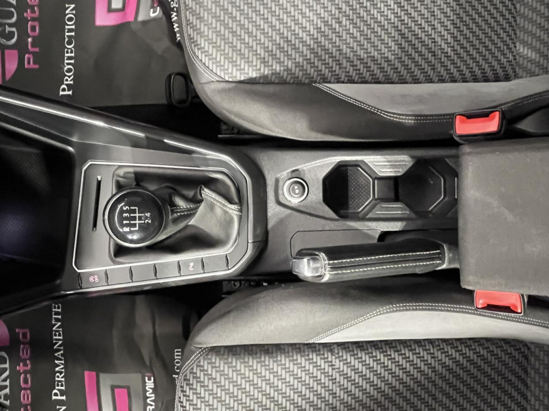 Photo 22 de l'offre de VOLKSWAGEN POLO 1.6 TDI 95 R-Line BVM  à 17490€ chez MKP Distribution