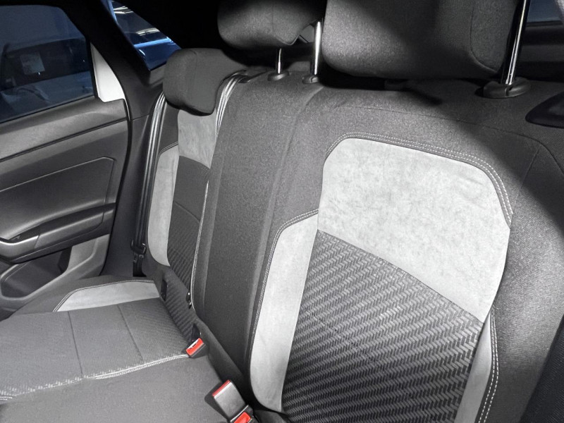 Photo 30 de l'offre de VOLKSWAGEN POLO 1.6 TDI 95 R-Line BVM  à 17490€ chez MKP Distribution